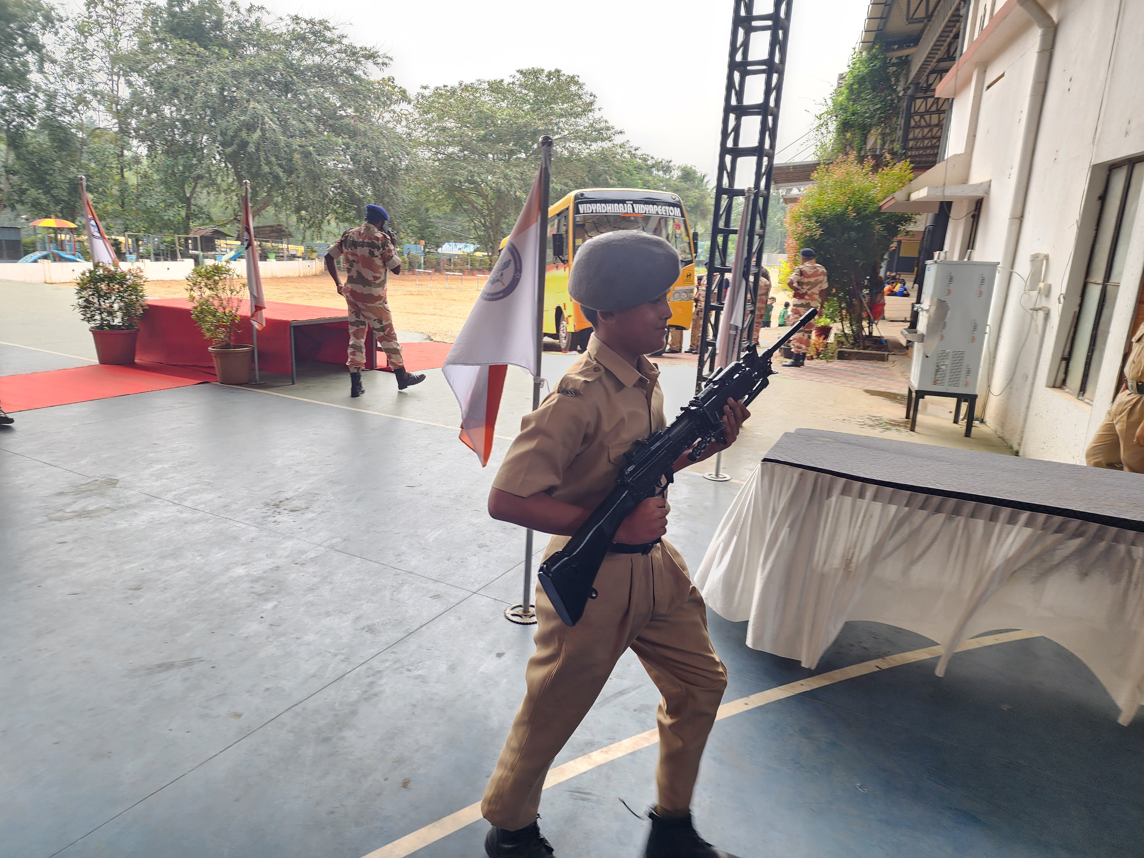 Itbp Weapon Display — Vidyadhiraja Vidyapeetom Sainik School